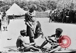 Standbild Praxis der Polygamie Afrika, 1931, aus Sekunde 25 historischem Filmmaterial Videoclip 65675048508