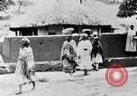 Standbild Praxis der Polygamie Afrika, 1931, aus Sekunde 62 historischem Filmmaterial Videoclip 65675048508