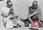 Standbild afrikanischen Stammesangehörige Zentralafrika, 1931, aus Sekunde 10 historischem Filmmaterial Videoclip 65675048512