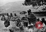 Standbild afrikanischen Stammesangehörige Zentralafrika, 1931, aus Sekunde 43 historischem Filmmaterial Videoclip 65675048512