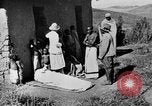Standbild afrikanischen Stammesangehörige Zentralafrika, 1931, aus Sekunde 10 historischem Filmmaterial Videoclip 65675048514