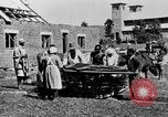 Standbild afrikanischen Stammesangehörige Zentralafrika, 1931, aus Sekunde 60 historischem Filmmaterial Videoclip 65675048514
