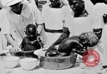 Standbild afrikanischen Babys Zentralafrika, 1931, aus Sekunde 36 historischem Filmmaterial Videoclip 65675048515