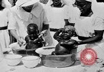 Standbild afrikanischen Babys Zentralafrika, 1931, aus Sekunde 39 historischem Filmmaterial Videoclip 65675048515