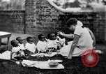 Standbild afrikanischen Babys Zentralafrika, 1931, aus Sekunde 61 historischem Filmmaterial Videoclip 65675048515