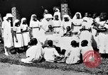 Standbild afrikanische Krankenschwestern Zentralafrika, 1931, aus Sekunde 26 historischem Filmmaterial Videoclip 65675048516
