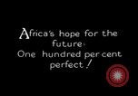 Standbild afrikanische Krankenschwestern Zentralafrika, 1931, aus Sekunde 57 historischem Filmmaterial Videoclip 65675048516