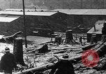 Immagine di Lumber camp United States USA, 1917, secondo 19 filmato di repertorio 65675048517