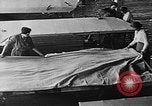 Image les ailes d'avion United States USA, 1917, de la seconde 34 séquences d'archives historiques vidéo 65675048527