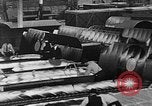 Immagine di Assemblaggio di un piano United States USA, 1917, secondo 23 filmato di repertorio 65675048529