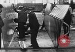 Immagine di Assemblaggio di un piano United States USA, 1917, secondo 51 filmato di repertorio 65675048529