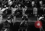 Immagine di Assemblaggio di un piano United States USA, 1917, secondo 3 filmato di repertorio 65675048530