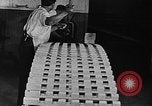 Immagine di Assemblaggio di un piano United States USA, 1917, secondo 15 filmato di repertorio 65675048530