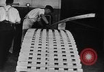 Immagine di Assemblaggio di un piano United States USA, 1917, secondo 19 filmato di repertorio 65675048530