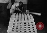 Immagine di Assemblaggio di un piano United States USA, 1917, secondo 20 filmato di repertorio 65675048530