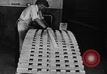 Immagine di Assemblaggio di un piano United States USA, 1917, secondo 25 filmato di repertorio 65675048530