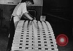 Immagine di Assemblaggio di un piano United States USA, 1917, secondo 27 filmato di repertorio 65675048530