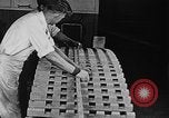 Immagine di Assemblaggio di un piano United States USA, 1917, secondo 35 filmato di repertorio 65675048530