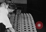 Immagine di Assemblaggio di un piano United States USA, 1917, secondo 43 filmato di repertorio 65675048530
