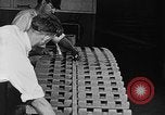 Immagine di Assemblaggio di un piano United States USA, 1917, secondo 44 filmato di repertorio 65675048530