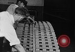 Immagine di Assemblaggio di un piano United States USA, 1917, secondo 45 filmato di repertorio 65675048530