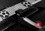 Standbild Curtiss JN 4D Flugzeuge United States USA, 1917, aus Sekunde 5 historischem Filmmaterial Videoclip 65675048543