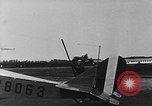 Standbild Curtiss JN 4D Flugzeuge United States USA, 1917, aus Sekunde 38 historischem Filmmaterial Videoclip 65675048543