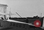 Standbild Curtiss JN 4D Flugzeuge United States USA, 1917, aus Sekunde 41 historischem Filmmaterial Videoclip 65675048543