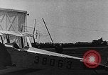 Standbild Curtiss JN 4D Flugzeuge United States USA, 1917, aus Sekunde 49 historischem Filmmaterial Videoclip 65675048543