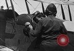 Standbild Curtiss JN 4D Flugzeuge United States USA, 1917, aus Sekunde 58 historischem Filmmaterial Videoclip 65675048543