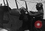 Standbild Curtiss JN 4D Flugzeuge United States USA, 1917, aus Sekunde 61 historischem Filmmaterial Videoclip 65675048543