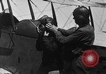 Standbild Curtiss JN 4D Flugzeuge United States USA, 1917, aus Sekunde 62 historischem Filmmaterial Videoclip 65675048543