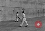 Standbild Jai Alai Spiel Spanien, 1956, aus Sekunde 11 historischem Filmmaterial Videoclip 65675048546