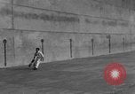Standbild Jai Alai Spiel Spanien, 1956, aus Sekunde 26 historischem Filmmaterial Videoclip 65675048546