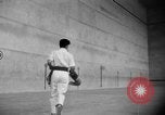 Standbild Jai Alai Spiel Spanien, 1956, aus Sekunde 43 historischem Filmmaterial Videoclip 65675048546