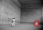 Standbild Jai Alai Spiel Spanien, 1956, aus Sekunde 46 historischem Filmmaterial Videoclip 65675048546