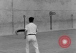 Standbild Jai Alai Spiel Spanien, 1956, aus Sekunde 50 historischem Filmmaterial Videoclip 65675048546