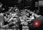 Standbild Koch Spanien, 1956, aus Sekunde 17 historischem Filmmaterial Videoclip 65675048548