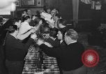 Standbild Koch Spanien, 1956, aus Sekunde 56 historischem Filmmaterial Videoclip 65675048548