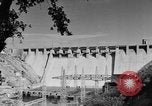Standbild hydro elektrische Anlage Spanien, 1956, aus Sekunde 30 historischem Filmmaterial Videoclip 65675048551