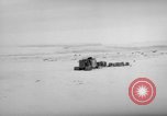 Immagine di Caterpillar treno da neve La Groenlandia, 1957, secondo 40 filmato di repertorio 65675048556