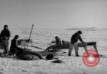 Immagine di Eskimos La Groenlandia, 1957, secondo 16 filmato di repertorio 65675048557
