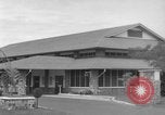Standbild Army Navy Officer's Club Panama, 1953, aus Sekunde 29 historischem Filmmaterial Videoclip 65675048570