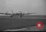 Standbild Generalleutnant Norstad Holland Niederlande, 1951, aus Sekunde 5 historischem Filmmaterial Videoclip 65675048593