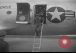 Standbild Generalleutnant Norstad Holland Niederlande, 1951, aus Sekunde 17 historischem Filmmaterial Videoclip 65675048593