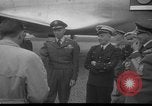 Standbild Generalleutnant Norstad Holland Niederlande, 1951, aus Sekunde 31 historischem Filmmaterial Videoclip 65675048593