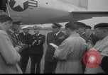 Standbild Generalleutnant Norstad Holland Niederlande, 1951, aus Sekunde 42 historischem Filmmaterial Videoclip 65675048593