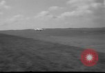 Standbild Gloster Meteor Düsenflugzeuge Volkel Holland, 1951, aus Sekunde 11 historischem Filmmaterial Videoclip 65675048594