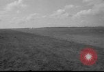 Standbild Gloster Meteor Düsenflugzeuge Volkel Holland, 1951, aus Sekunde 13 historischem Filmmaterial Videoclip 65675048594