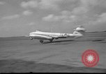 Standbild Gloster Meteor Düsenflugzeuge Volkel Holland, 1951, aus Sekunde 24 historischem Filmmaterial Videoclip 65675048594